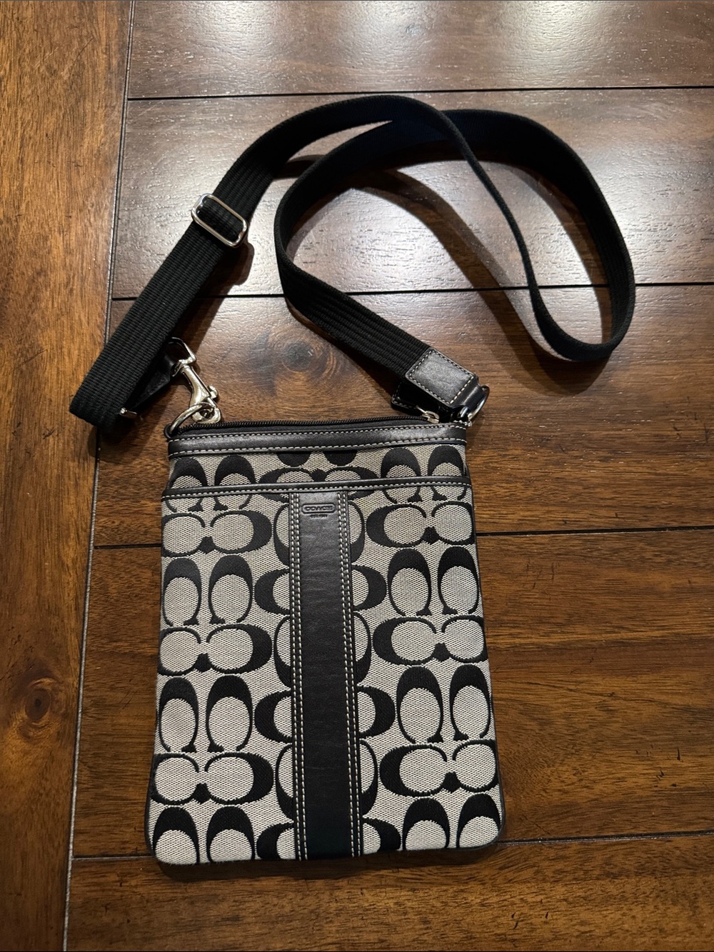Coach Crossbody purse in Black and Gray Signature Jacquard